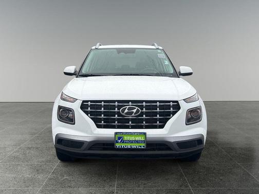 2024 Hyundai VENUE SEL