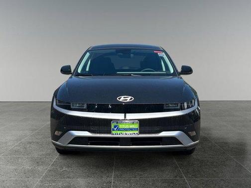 2025 Hyundai IONIQ 5 SE