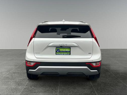 2023 Kia Niro EX