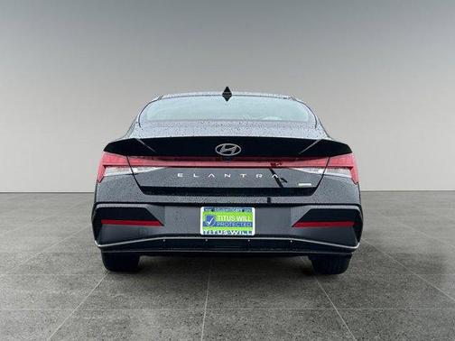 2025 Hyundai ELANTRA HEV Limited