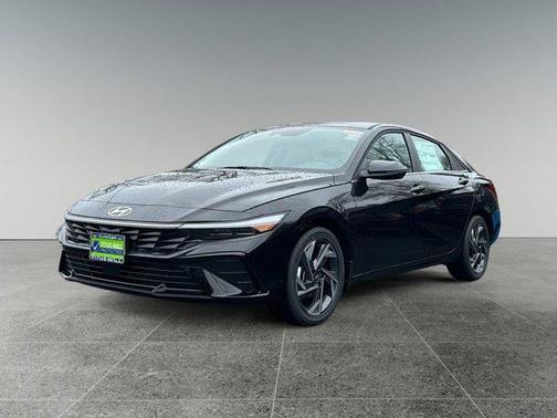 2025 Hyundai ELANTRA HEV Limited