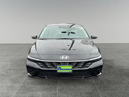 2025 Hyundai ELANTRA HEV Limited