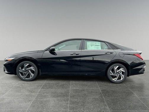 2025 Hyundai ELANTRA HEV Limited