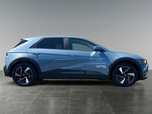 2025 Hyundai IONIQ 5 SE