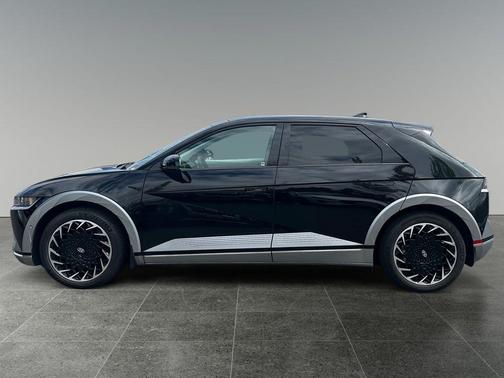 Black 2023 Hyundai IONIQ 5 Limited