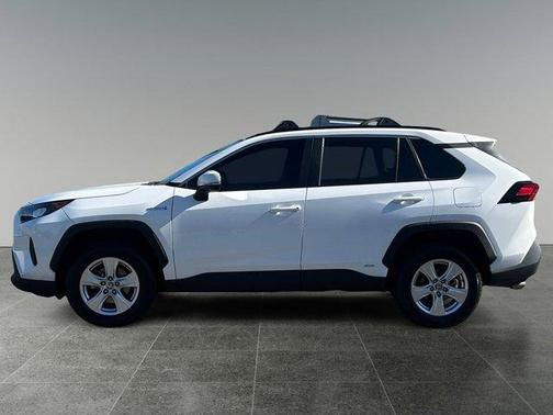 2021 Toyota RAV4 Hybrid LE