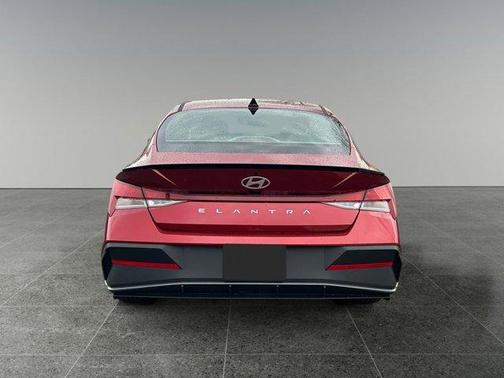 2026 Hyundai ELANTRA SEL