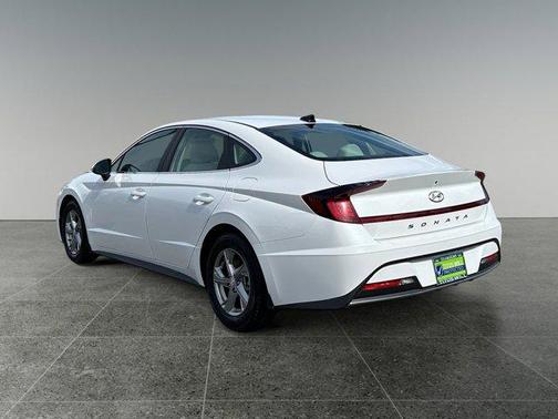 2023 Hyundai SONATA SE