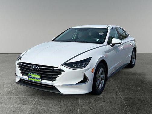 2023 Hyundai SONATA SE