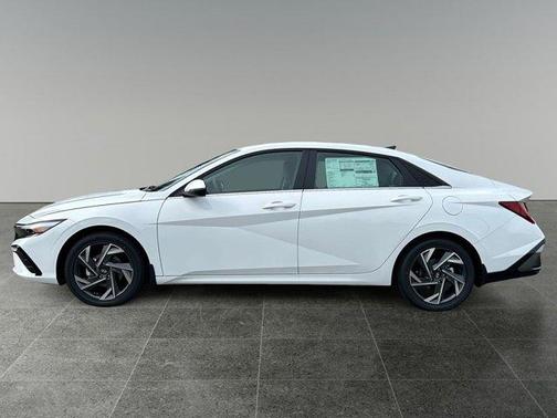 2025 Hyundai ELANTRA HEV Limited