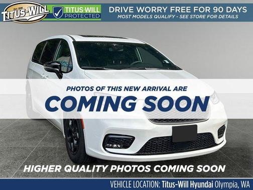 2023 Chrysler Pacifica Hybrid Limited
