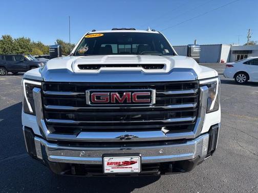 2025 GMC Sierra 3500 SLT