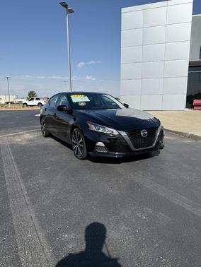 2022 Nissan Altima 2.5 SR
