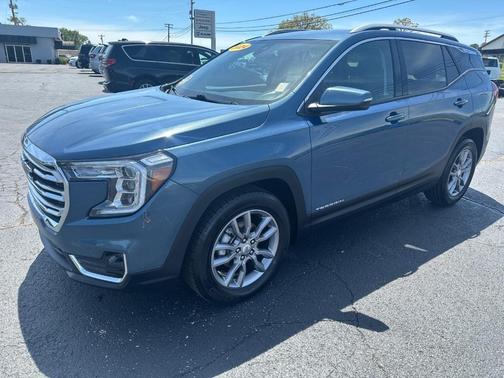 2024 GMC Terrain SLT