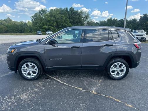 2024 Jeep Compass Sport