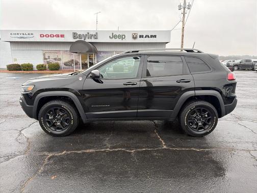 2020 Jeep Cherokee Trailhawk