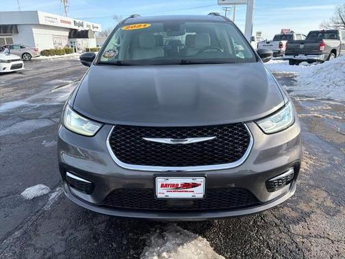 2021 Chrysler Pacifica Touring-L