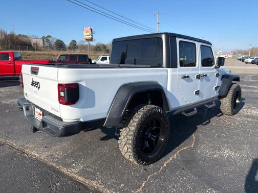 2020 Jeep Gladiator Sport