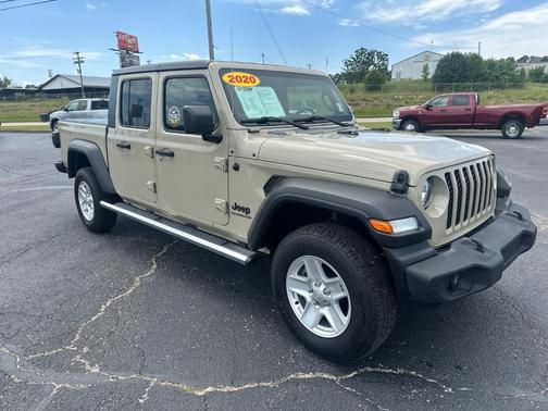 2020 Jeep Gladiator Sport