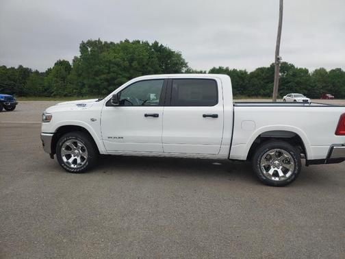 Bright White 2026 RAM 1500 Big Horn/Lone Star