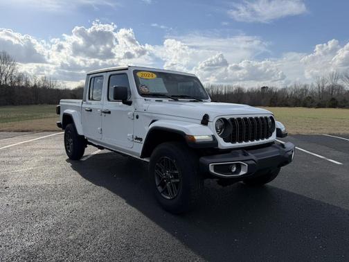 2024 Jeep Gladiator Sport