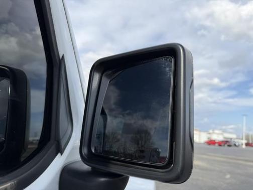 Bright White Clearcoat 2024 Jeep Gladiator Sport