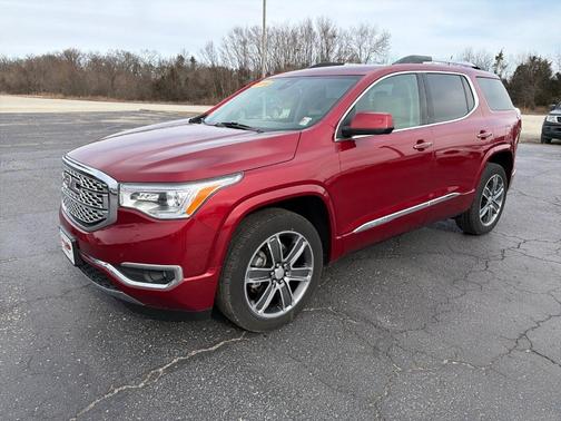 2019 GMC Acadia Denali