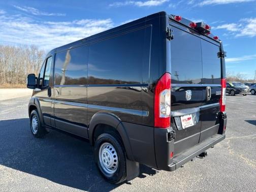 2025 RAM ProMaster 1500 Low Roof