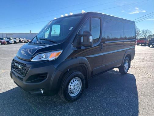 2025 RAM ProMaster 1500 Low Roof