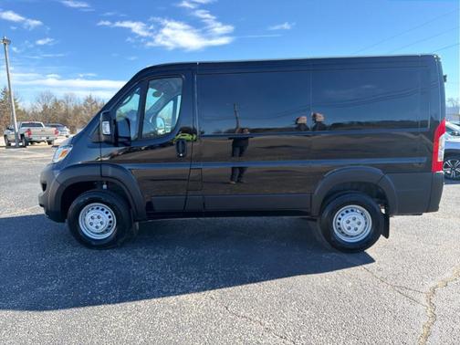 2025 RAM ProMaster 1500 Low Roof