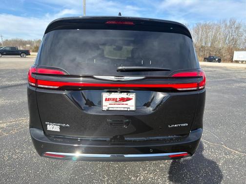2026 Chrysler Pacifica Limited