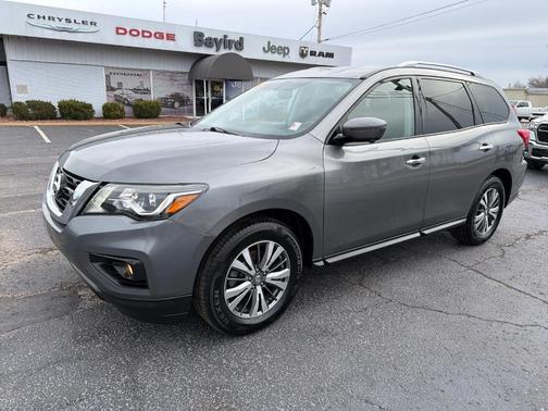 2020 Nissan Pathfinder SL
