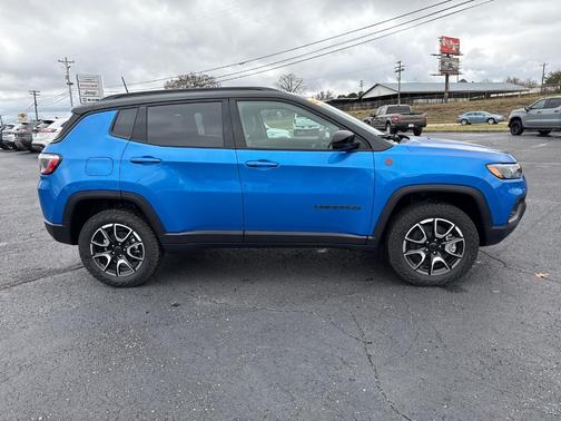2026 Jeep Compass Trailhawk
