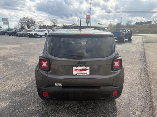2017 Jeep Renegade Altitude