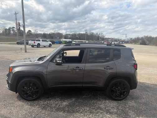 2017 Jeep Renegade Altitude