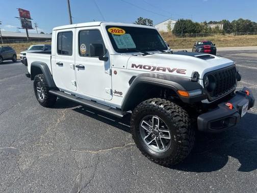 2025 Jeep Gladiator Mojave