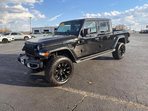 2023 Jeep Gladiator Sport
