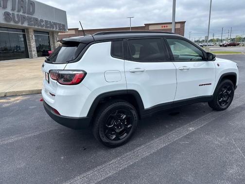 2024 Jeep Compass Trailhawk