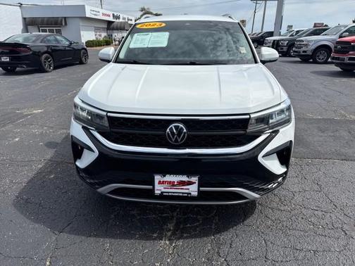 2023 Volkswagen Taos 1.5T SE