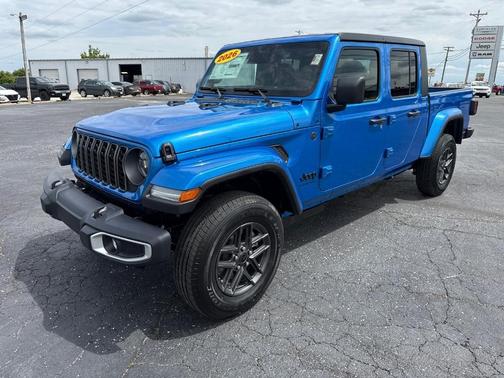 Hydro Blue Pearlcoat 2026 Jeep Gladiator Sport