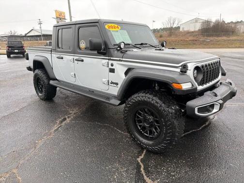 2024 Jeep Gladiator Sport