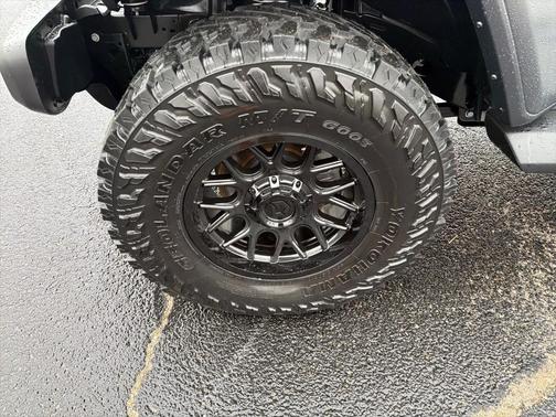 2024 Jeep Gladiator Sport