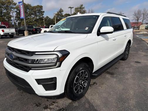2024 Ford Expedition Max XLT