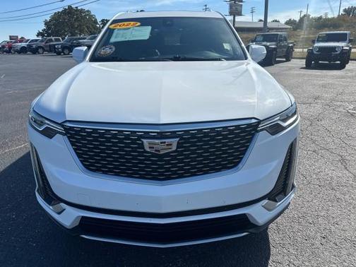 2022 Cadillac XT6 Premium Luxury FWD