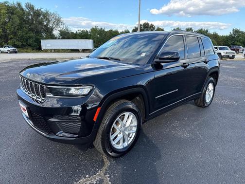 2024 Jeep Grand Cherokee Laredo X