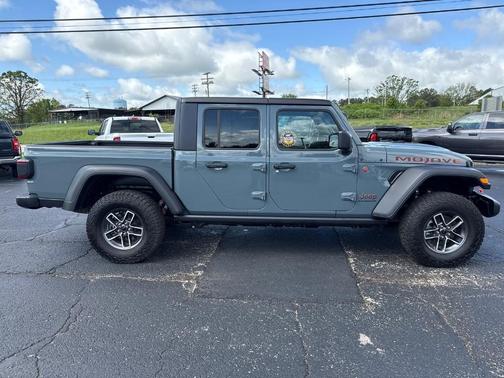 2024 Jeep Gladiator Mojave