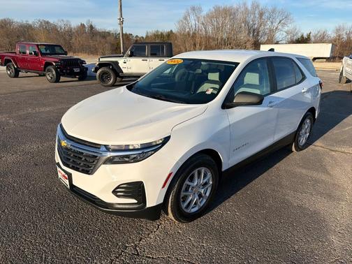 2022 Chevrolet Equinox LS