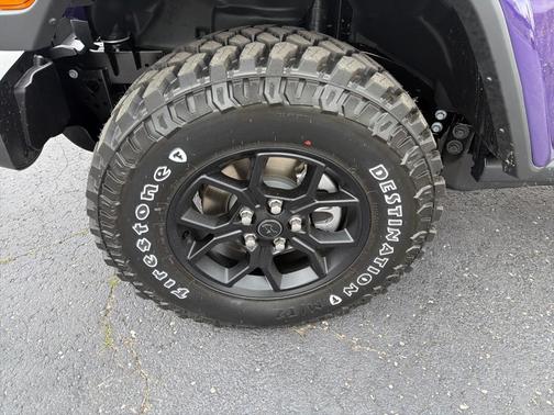 REIGN 2026 Jeep Gladiator Sport