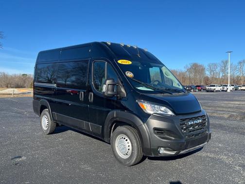 2025 RAM ProMaster 1500 Base