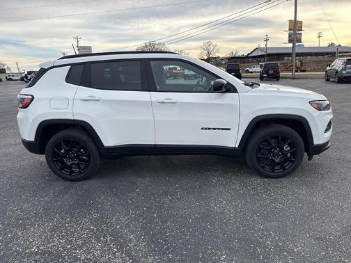 2026 Jeep Compass Latitude